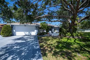 271 Manor Rd, Venice, FL 34293 - Photo 1