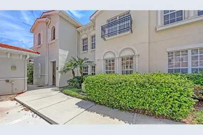 301 Ravinia Circle #301B2, Venice, FL 34292 - Photo 1