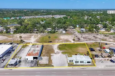 2225 S Tamiami Tr S, Venice, FL 34293 - Photo 1