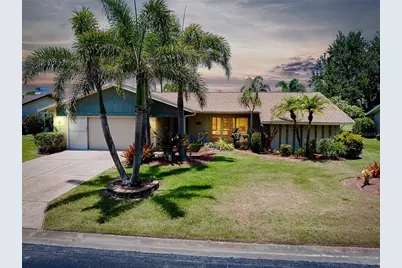 915 S Doral Lane, Venice, FL 34293 - Photo 1