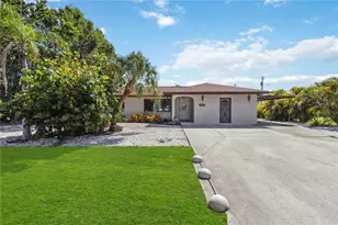 2555 Yucca Rd, Venice, FL 34293 - Photo 1