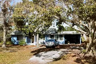 212 Hills Rd, Nokomis, FL 34275 - Photo 1