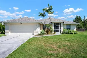 662 Flamingo Rd, Venice, FL 34293 - Photo 1