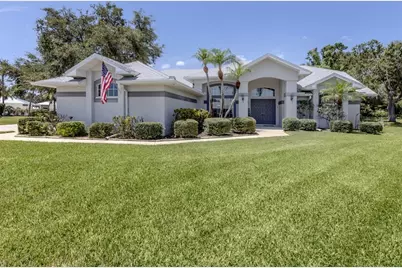 2226 E Village Circle, Venice, FL 34293 - Photo 1