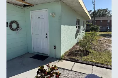 104 Base Avenue W #D, Venice, FL 34285 - Photo 1