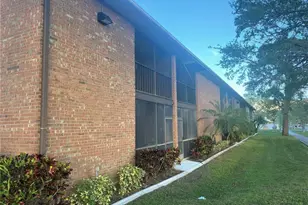 111 Airport Ave W, Venice, FL 34285 - Photo 1