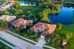 218 Pesaro Dr, North Venice, FL 34275 - Photo 1