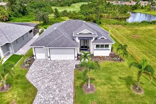 224 Medalist Rd, Rotonda West, FL 33947 - Photo 1