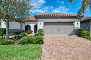 11810 Tapestry Ln, Venice, FL 34293 - Photo 1