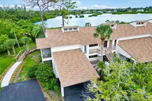 914 Bird Bay Way, Venice, FL 34285 - Photo 1