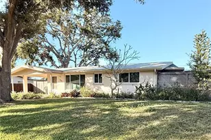 551 E Seminole Dr, Venice, FL 34293 - Photo 1