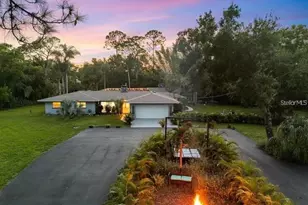 3740 Aberdeen Dr, Sarasota, FL 34240 - Photo 1