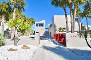 713 El Dorado Dr, Venice, FL 34285 - Photo 1