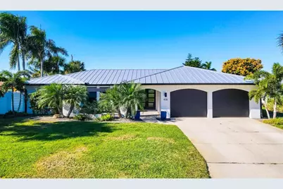 438 W Gate Drive, Venice, FL 34285 - Photo 1