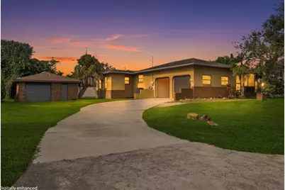 1356 Yacht Club Drive, Venice, FL 34293 - Photo 1