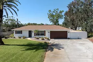 809 Garland Ave, Nokomis, FL 34275 - Photo 1