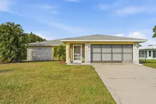 285 Lorraine Ave, Venice, FL 34293 - Photo 1