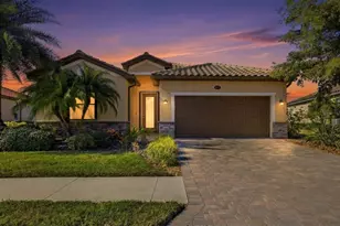 20211 Granlago Dr, Venice, FL 34293 - Photo 1