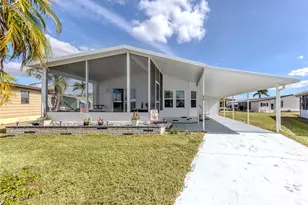 270 Captains Ct, North Port, FL 34287 - Photo 1