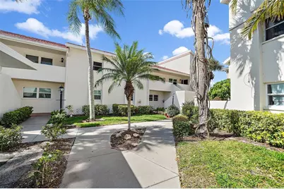 758 Village Circle #207, Venice, FL 34292 - Photo 1