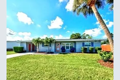 220 Glen Oak Road, Venice, FL 34293 - Photo 1