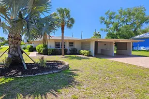 309 Park Blvd N, Venice, FL 34285 - Photo 1