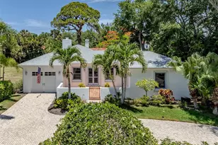 628 Granada Ave, Venice, FL 34285 - Photo 1