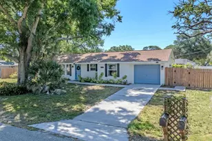 381 Falkland Rd, Venice, FL 34293 - Photo 1