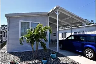 723 S Green Cir, Venice, FL 34285 - Photo 1