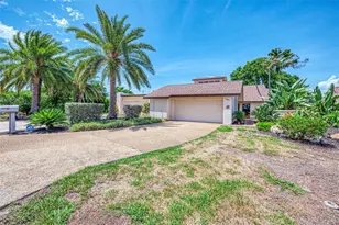 5903 La Vista Ln, Bradenton, FL 34210 - Photo 1