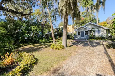 827 Downing Street, New Smyrna Beach, FL 32168 - Photo 1