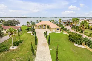 2640 S Peninsula Dr, Daytona Beach, FL 32118 - Photo 1