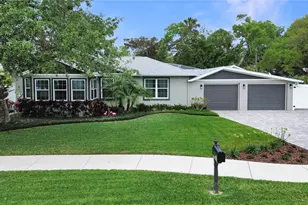 606 S Pine St, New Smyrna Beach, FL 32169 - Photo 1