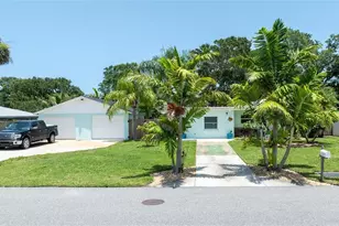 653 Goodwin Ave, New Smyrna Beach, FL 32169 - Photo 1