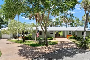 101 Azalea Cir, New Smyrna Beach, FL 32168 - Photo 1