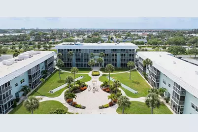 325 N Causeway #C204, New Smyrna Beach, FL 32169 - Photo 1