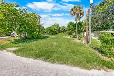 6512 Pat Helen Drive, Port Orange, FL 32127 - Photo 1