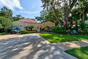 1413 Live Oak St, New Smyrna Beach, FL 32168 - Photo 1