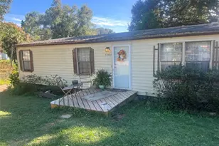 17400 SE 35th Ln, Ocklawaha, FL 32179 - Photo 1