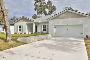 407 Palm Dr, New Smyrna Beach, FL 32168 - Photo 1