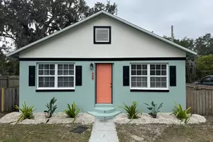 448 Palm St, New Smyrna Beach, FL 32168 - Photo 1