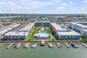 325 N Causeway, New Smyrna Beach, FL 32169 - Photo 1