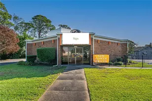 1015 S Ridgewood Ave, Edgewater, FL 32132 - Photo 1