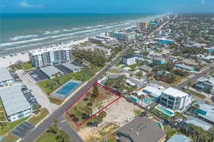 327 Due East St, New Smyrna Beach, FL 32169 - Photo 1