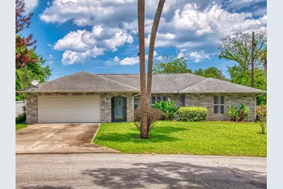 203 N Duss Street, New Smyrna Beach, FL 32168 - Photo 1