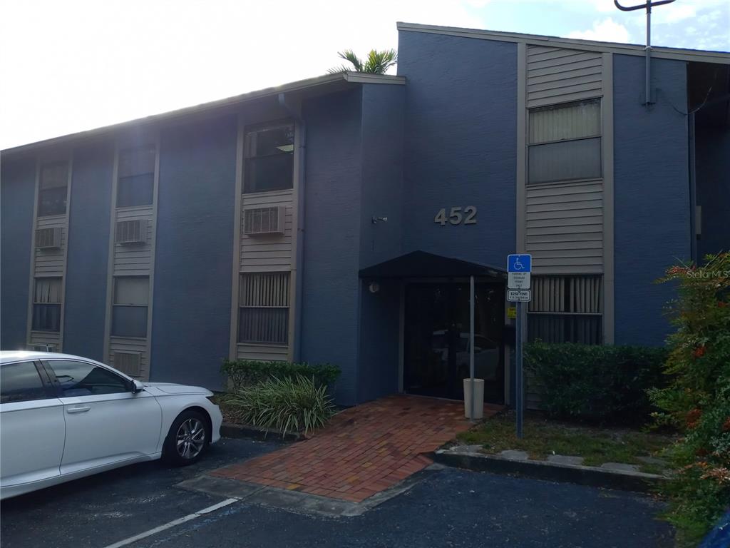 452 Osceola St, Altamonte Springs, FL 32701 MLS O5997644 Coldwell