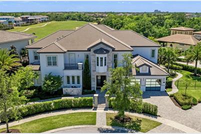 900 Jack Nicklaus Court, Kissimmee, FL 34747 - Photo 1