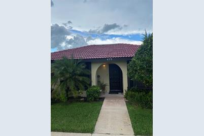 475 Hunter Circle, Kissimmee, FL 34758 - Photo 1