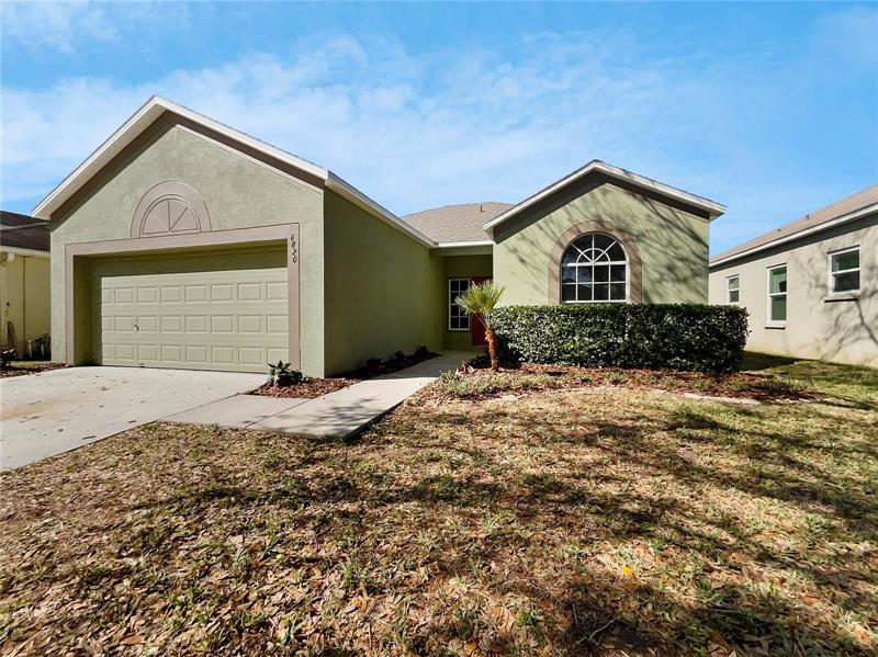 6820 Monarch Park Dr, Apollo Beach, FL 33572 MLS O6052612 Coldwell