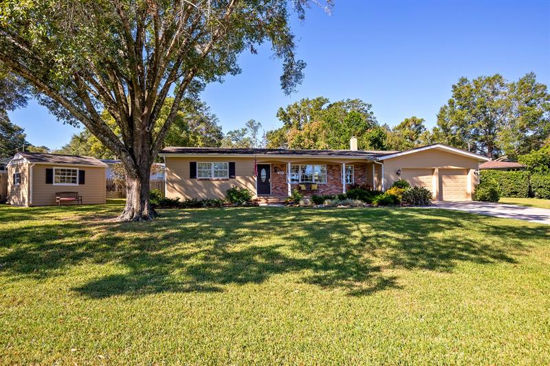 3630 Mirror Lake Dr, Apopka, FL 32703 MLS O6068252 Coldwell Banker